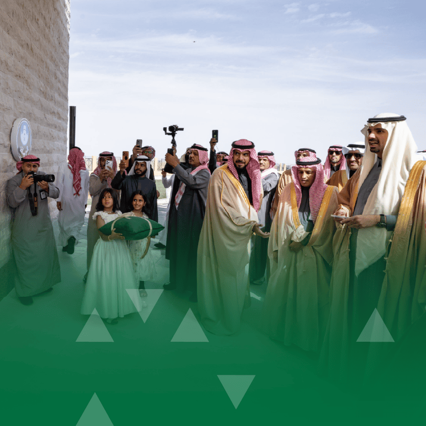 الأمير د.فيصل بن عيّاف يدشن مرصد الأهلة بتمير ويقف على عدد من المشاريع في المدينة