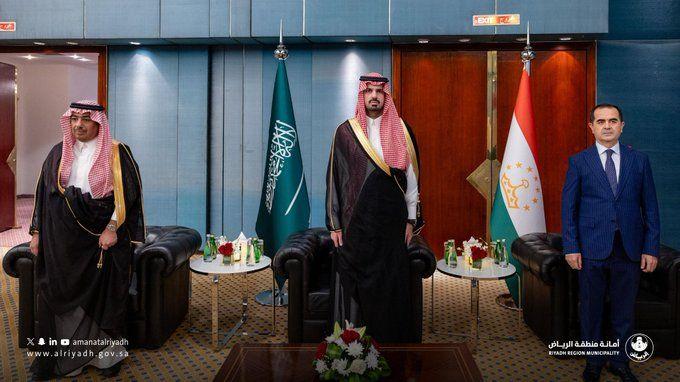 His Highness the Mayor of the Region, Prince Dr. Faisal bin Ayyaf, attends the celebration of the Embassy of the Republic of Tajikistan in the Kingdom of Saudi Arabia on the occasion of its National Day. His Highness the Mayor of the Region, Prince Dr. Faisal bin Ayyaf, attends the celebration of the Embassy of the Republic of Tajikistan in the Kingdom of Saudi Arabia on the occasion of its National Day.