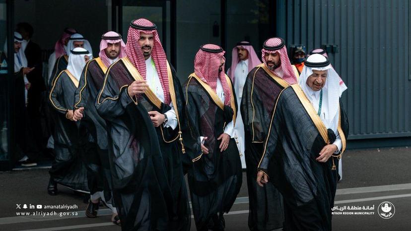 صاحب السمو الأمير د. فيصل بن عيَّاف، أمين منطقة الرياض، يزور جناح: #السعودية_في_إكسبو2025 صاحب السمو الأمير د. فيصل بن عيَّاف، أمين منطقة الرياض، يزور جناح: #السعودية_في_إكسبو2025