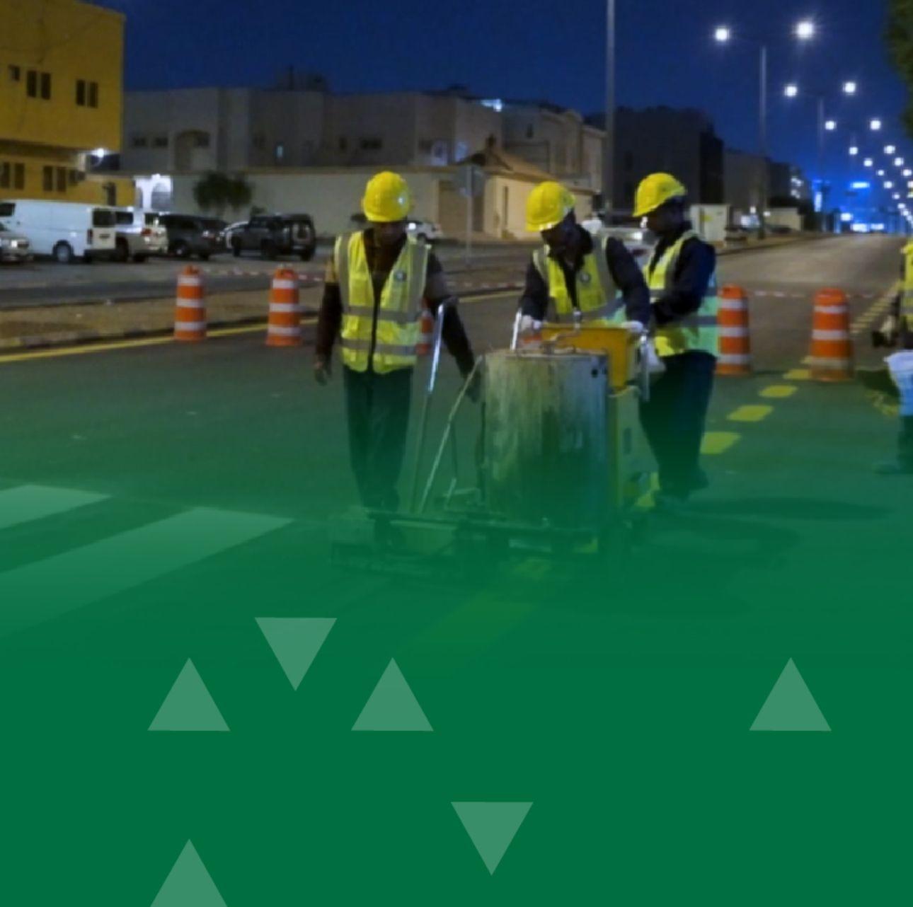 أمانة الرياض تنفذ دهانات أرضية بطول مليوني متر لرفع جودة الطرق